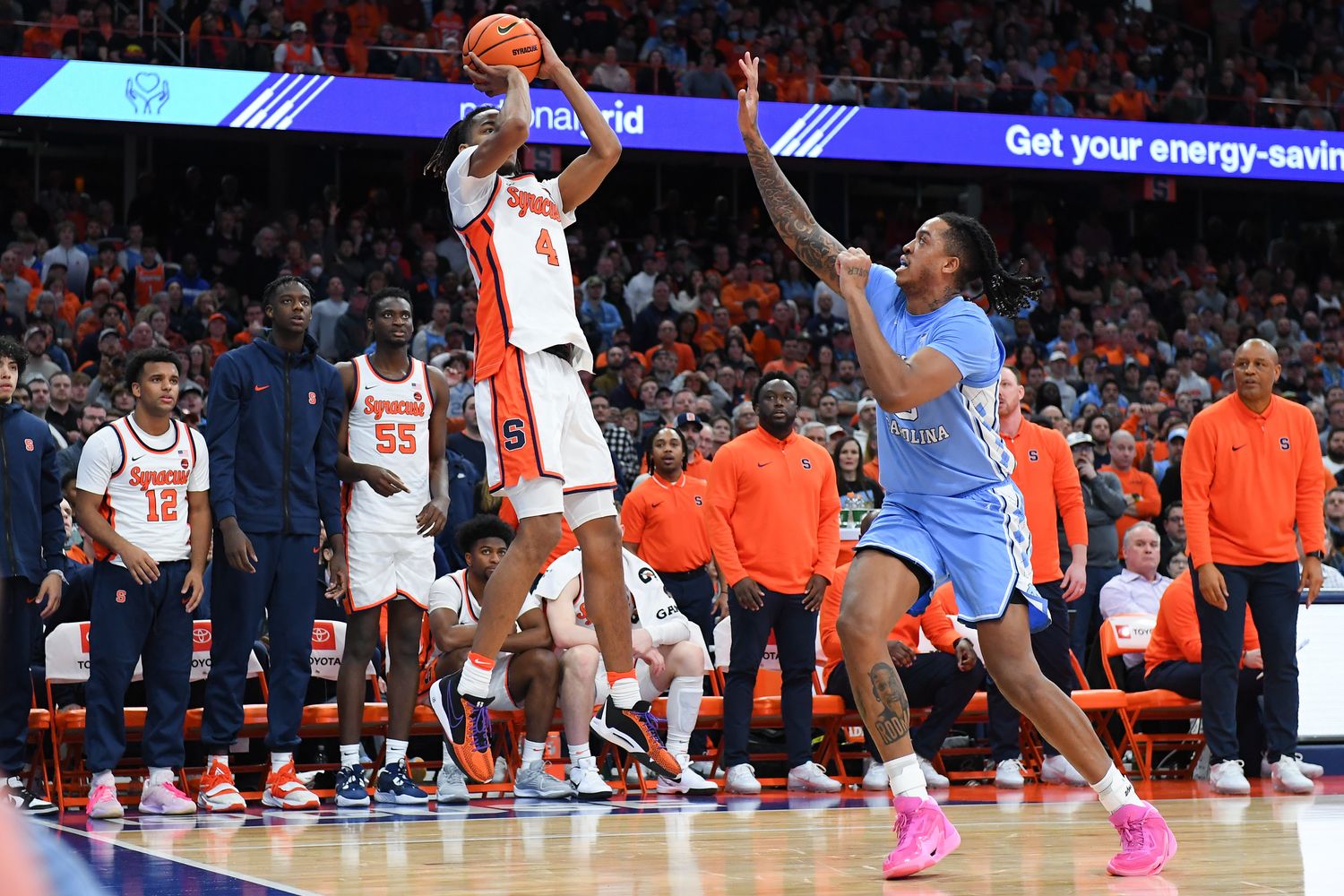 UNC basketball versus Syracuse